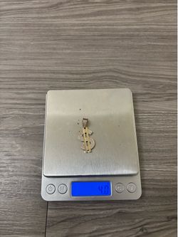 10K Moneysign Pendant