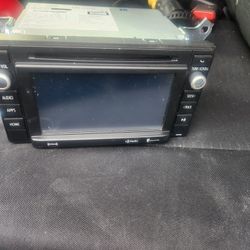 2017 Totoya TACOMA SR5 radio