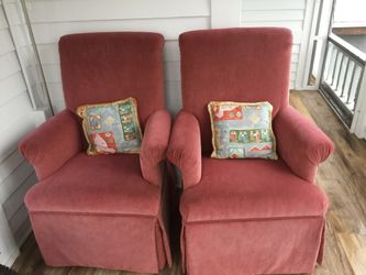 2 chairs for $10
