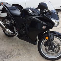  If Avaiable. All Info Is Listed Or In Pic...No zeyt rides til cash in my hands., last one almost died,  said knew how to ride.  