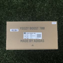 Yeezy  700