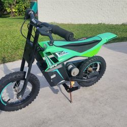 Razor 12 V Dirt bike 