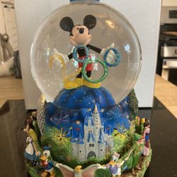 Disney Snowglobe - Millennium “2000”