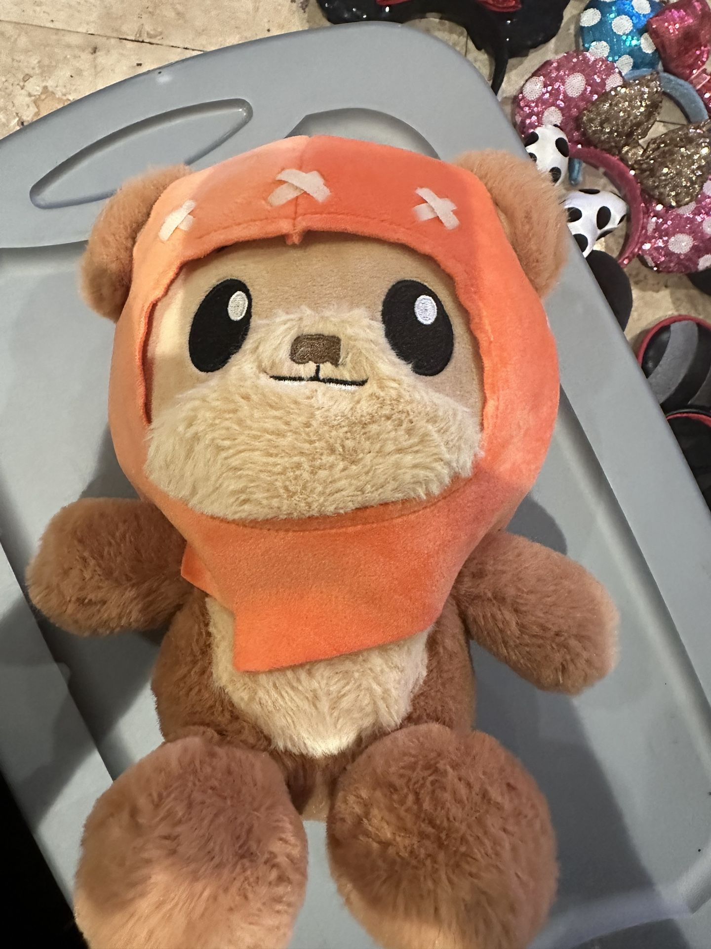 Star Wars Cuutopia 10-inch Ewok Plush, Soft Rounded Pillow Doll, Collectible Gift for Kids & Fans Ages 3 Years Old & Up