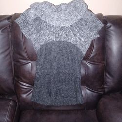Women's Black and Gray Cow Neck  Sweater $5