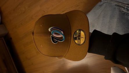 The item shown is a New Era 59FIFTY Washington Nationals World Series 2019 Two Tone Edition Fitted Hat.