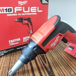 M18 Milwaukee FUEL Brushless Drywall Screwgun 