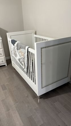 Crib and dresser