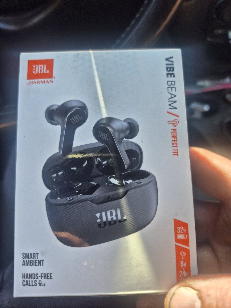 JBL Vibe Beam Earbuds
