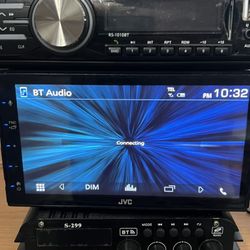 JVC Car Stereo - JVC KW-M560BT - Bluetooth - Apple Car Play / Android Audio 