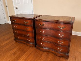 Pair of Mahogany Serpentine Chest of Drawers