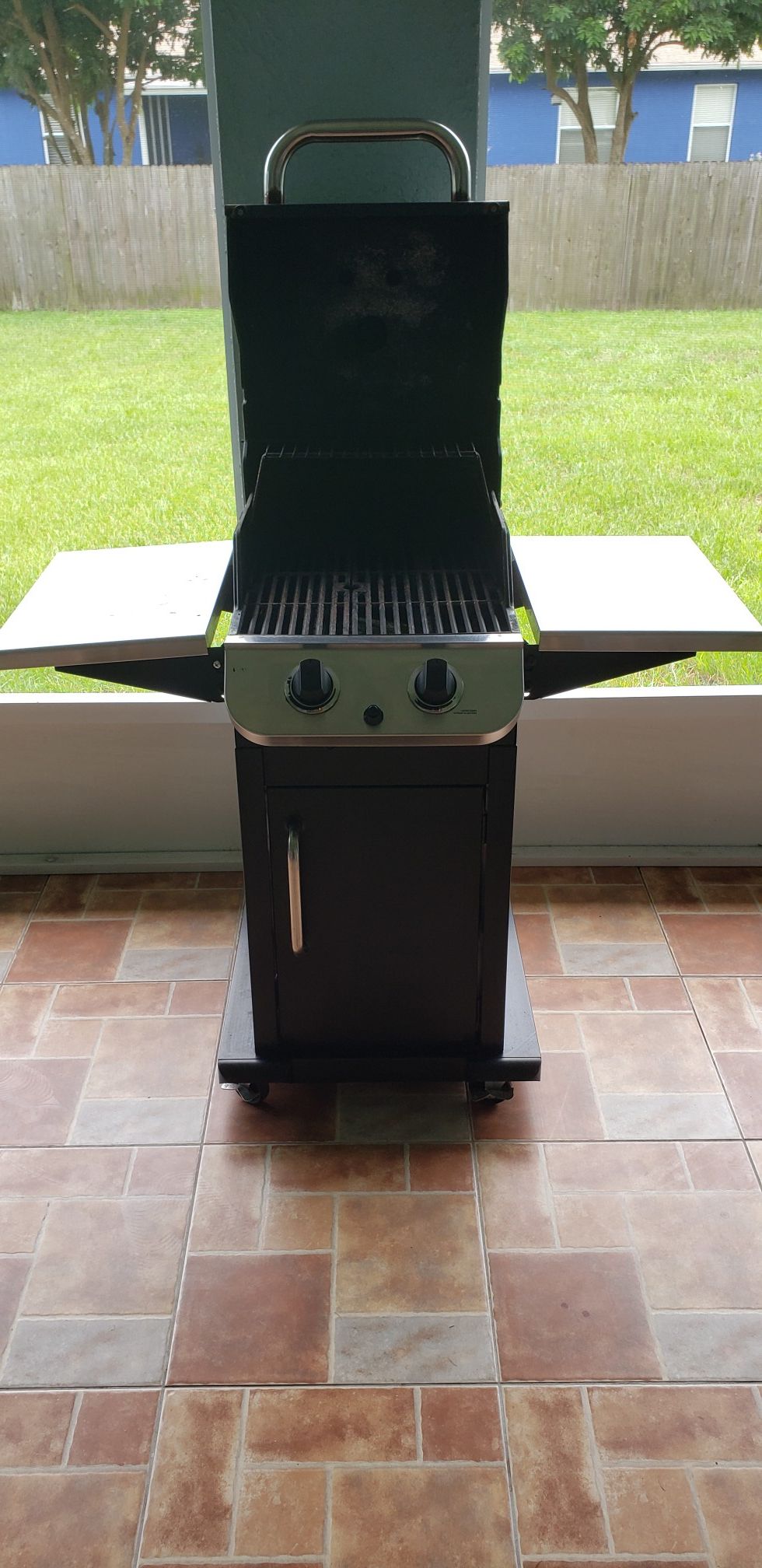 Charbroil 2 burner gas grill