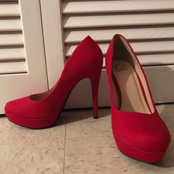 8.5 Red Velvet Heels— NEED GONE