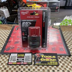 Milwaukee M12 12V Lithium-Ion CP High Output 2.5 Ah Battery