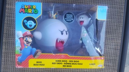 Super Mario King BOO Luigi  Figures 
