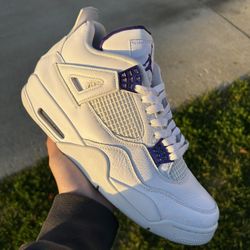 Jordan 4 Metallic Purple 🟣