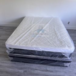 Queen mattress pillow top set with box spring (2pc - new) 