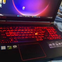 ACER NITRO 5 GAMING LAPTOP 