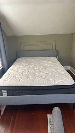 Full bed frame (gray) with mattress