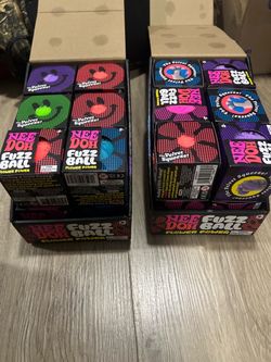 Nee Doh Fuzz Ball Flower Power