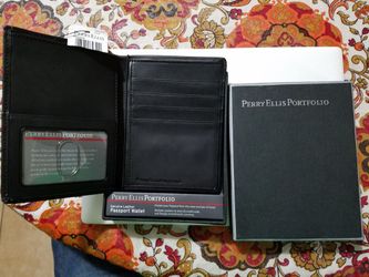 Perry Ellis portfolio passport wallet