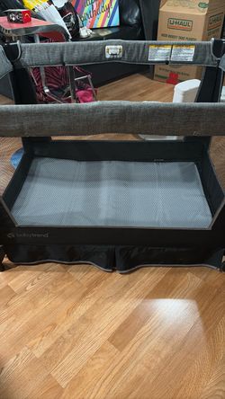 Baby crib