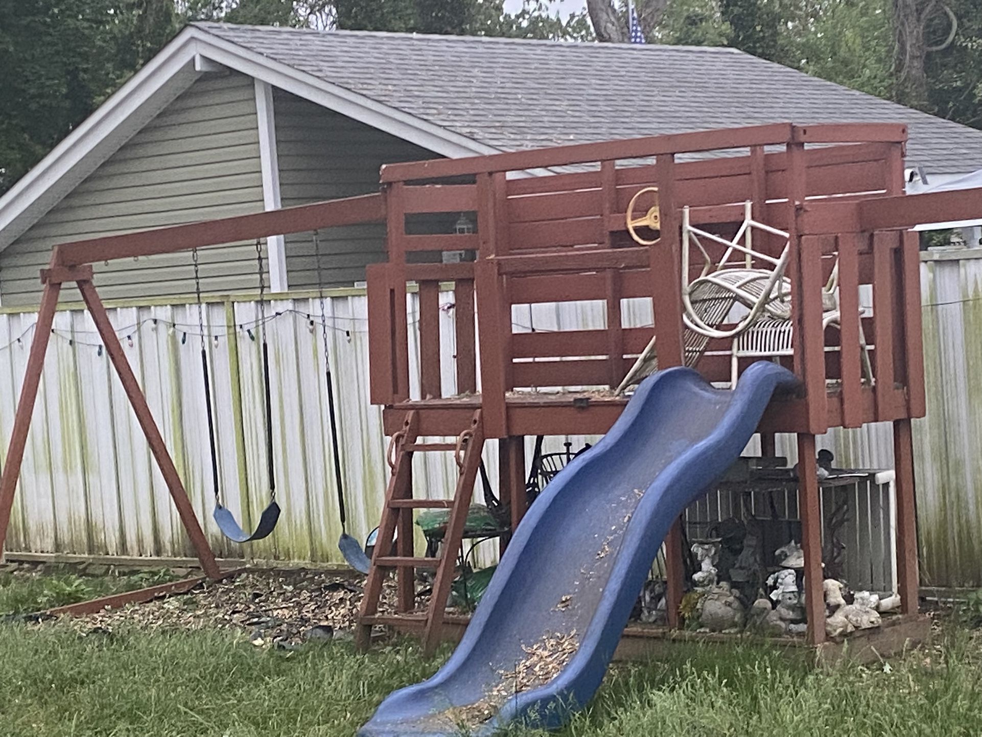 Swing Set (FREE)