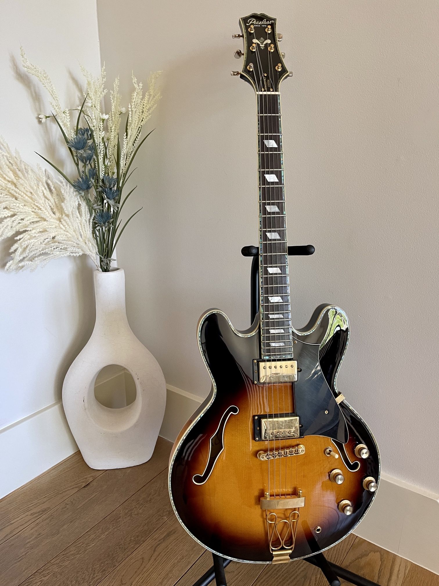 Peerless Renaissance Custom Hollowbody Electric Guitar - Tobacco Sunburst