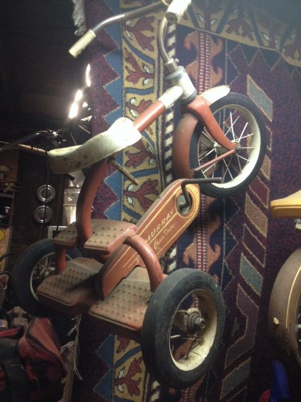 Old tricycle Murry