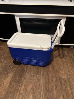 Igloo Wheelie Cool 38-Quart Cooler