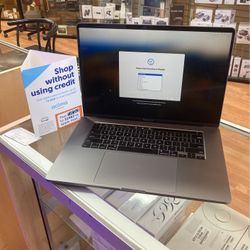 16” MacBook Pro Core i7 32gb Ram 512gb SSD 