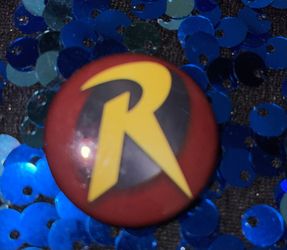 Robin button pin