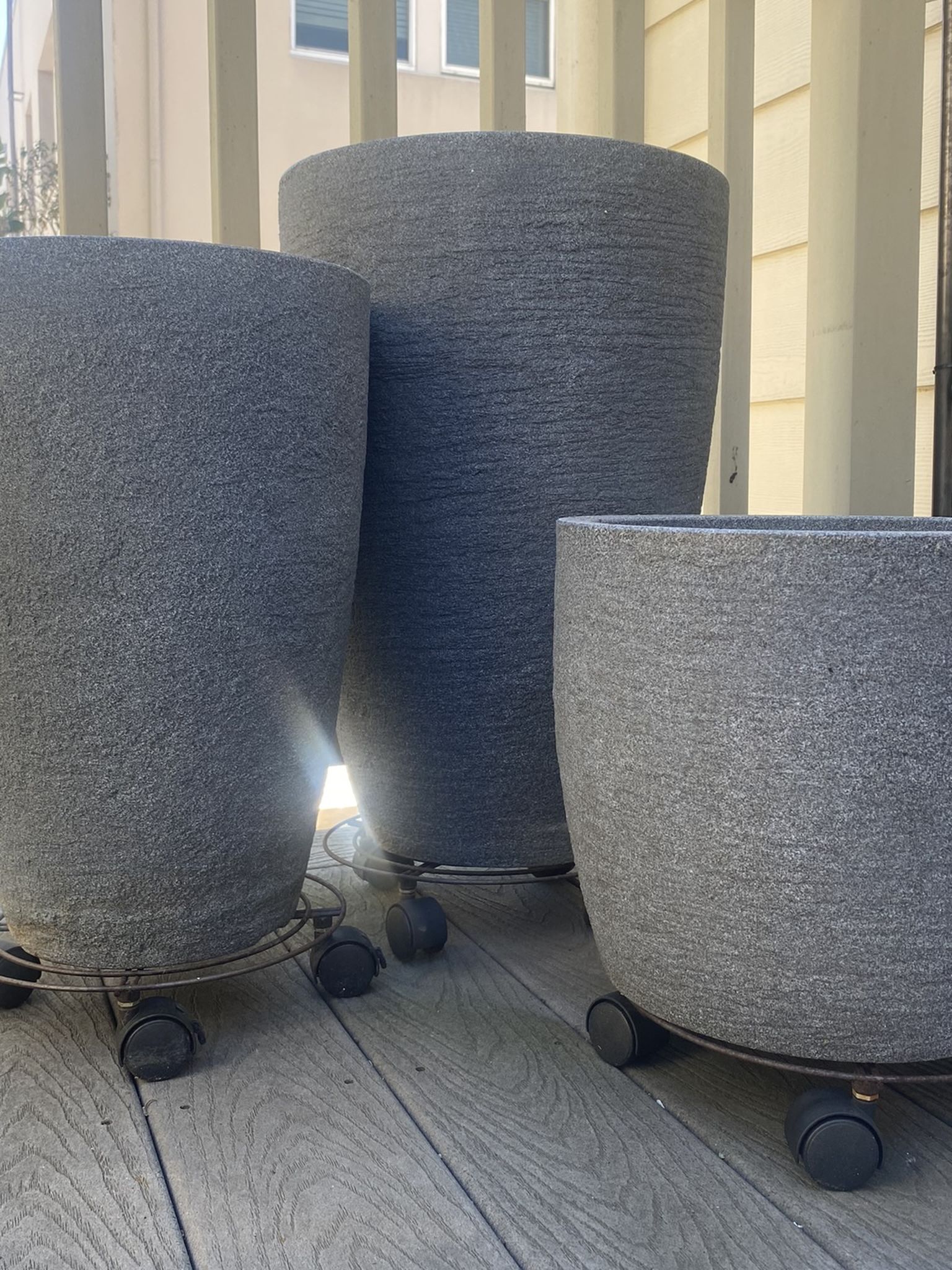 Set Of 3 Plant / Tree Pots Grey From Sloate