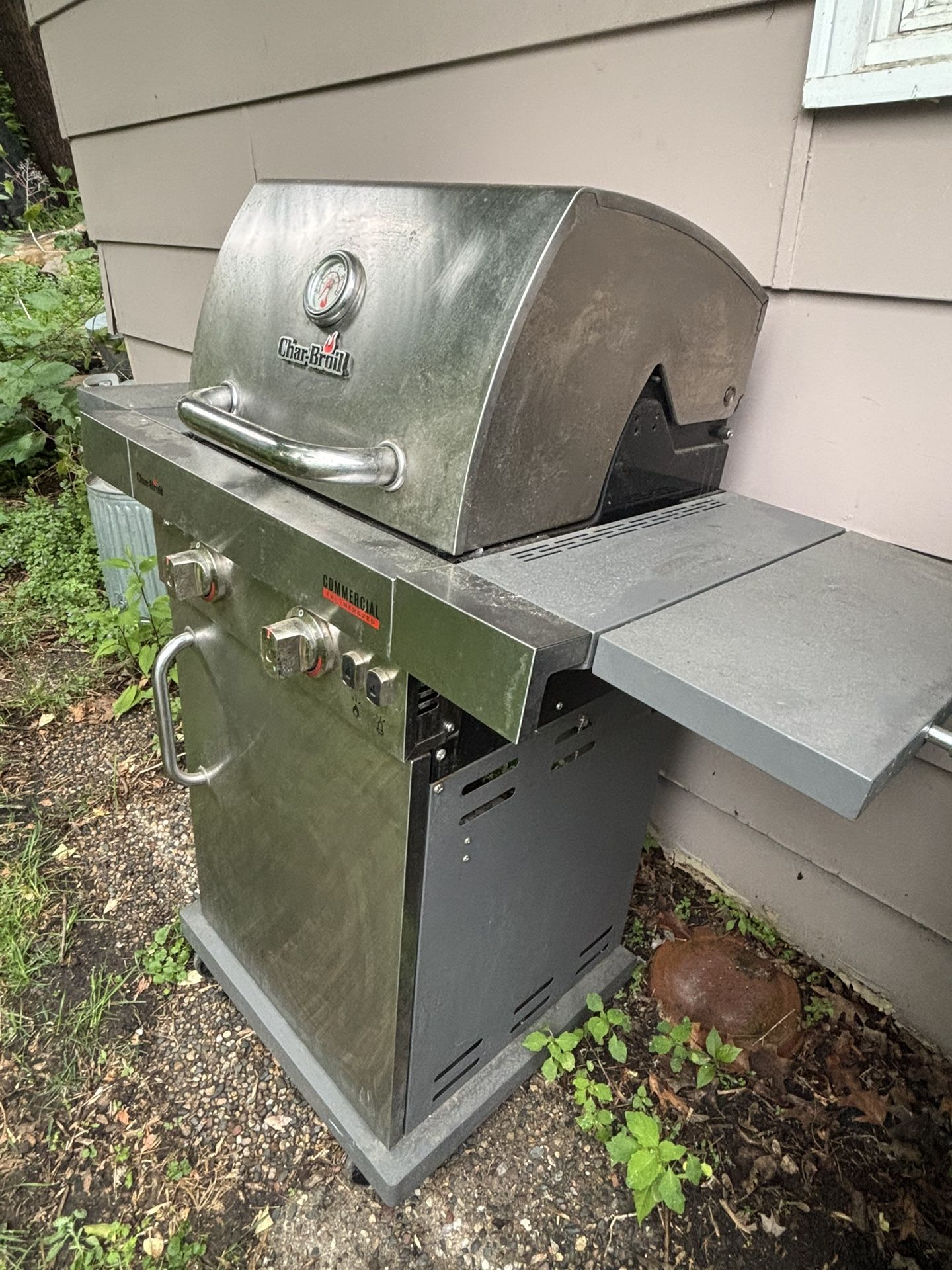 Charbroil Infared Grill