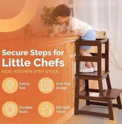 New Assembled Kids Step Stool Holds up to 150 Pounds with Safety Rail Wide Platform Design