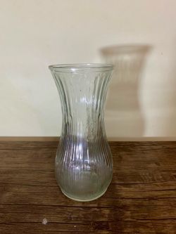 Vintage Hoosier Glass Ribbed Vase