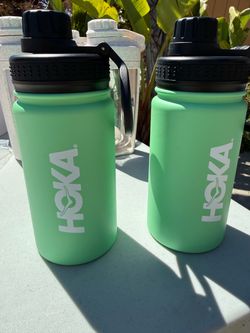 HOKA Water Bottle