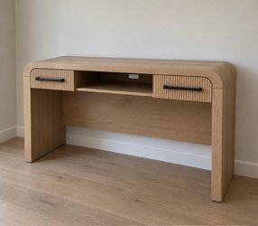 Vanity/Desk NEW