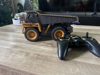 RC Dump Truck and Excavator