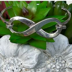 James Avery Eternity Bracelet