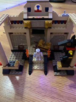 Lego Indiana Jones Set 7621 Incomplete