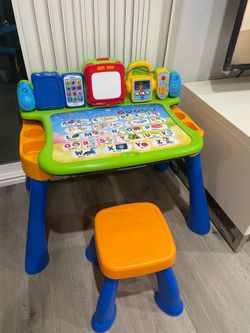 VTech Touch and Learn Activity Desk