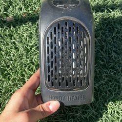 Plug In Heater 