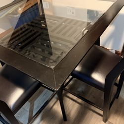 Brown Dining Room Table & Chairs for Sale