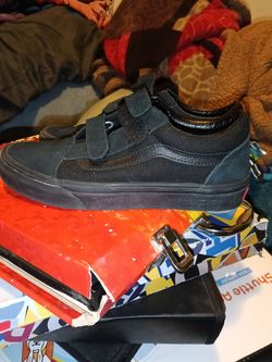 Vans all black junior size 5