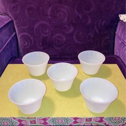 Set Of 5 Vintage Milk Glass Custard Cups