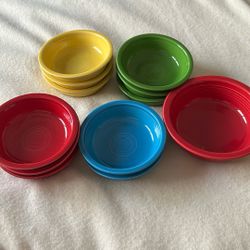 Fiesta Ware 11 Cereal/Salad Bowls & 1 Red Serving Bowl