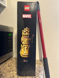 Thanos gauntlet Lego set