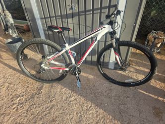 Specialized Hardrock Disc Brakes 26”