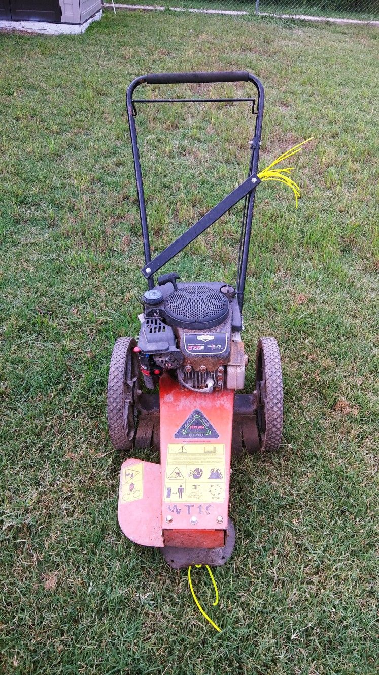 Echo Bear Cat WT190 WT 190 High Wheeled String Trimmer for Sale in San